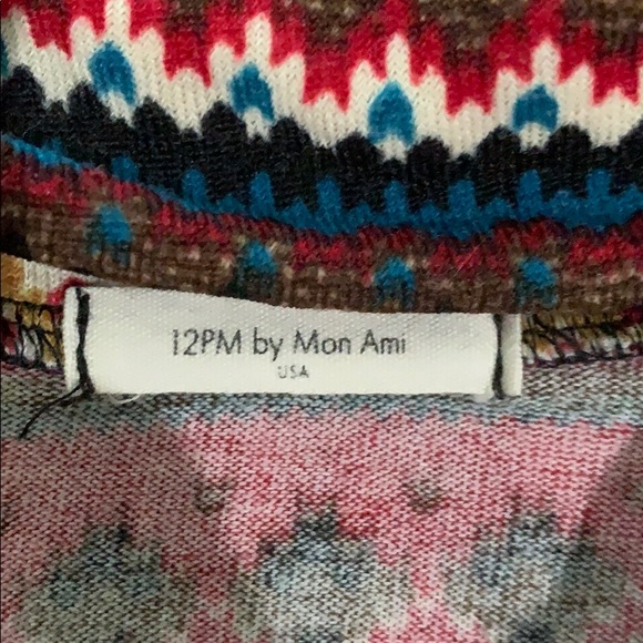 Sweater - Picture 3 of 4